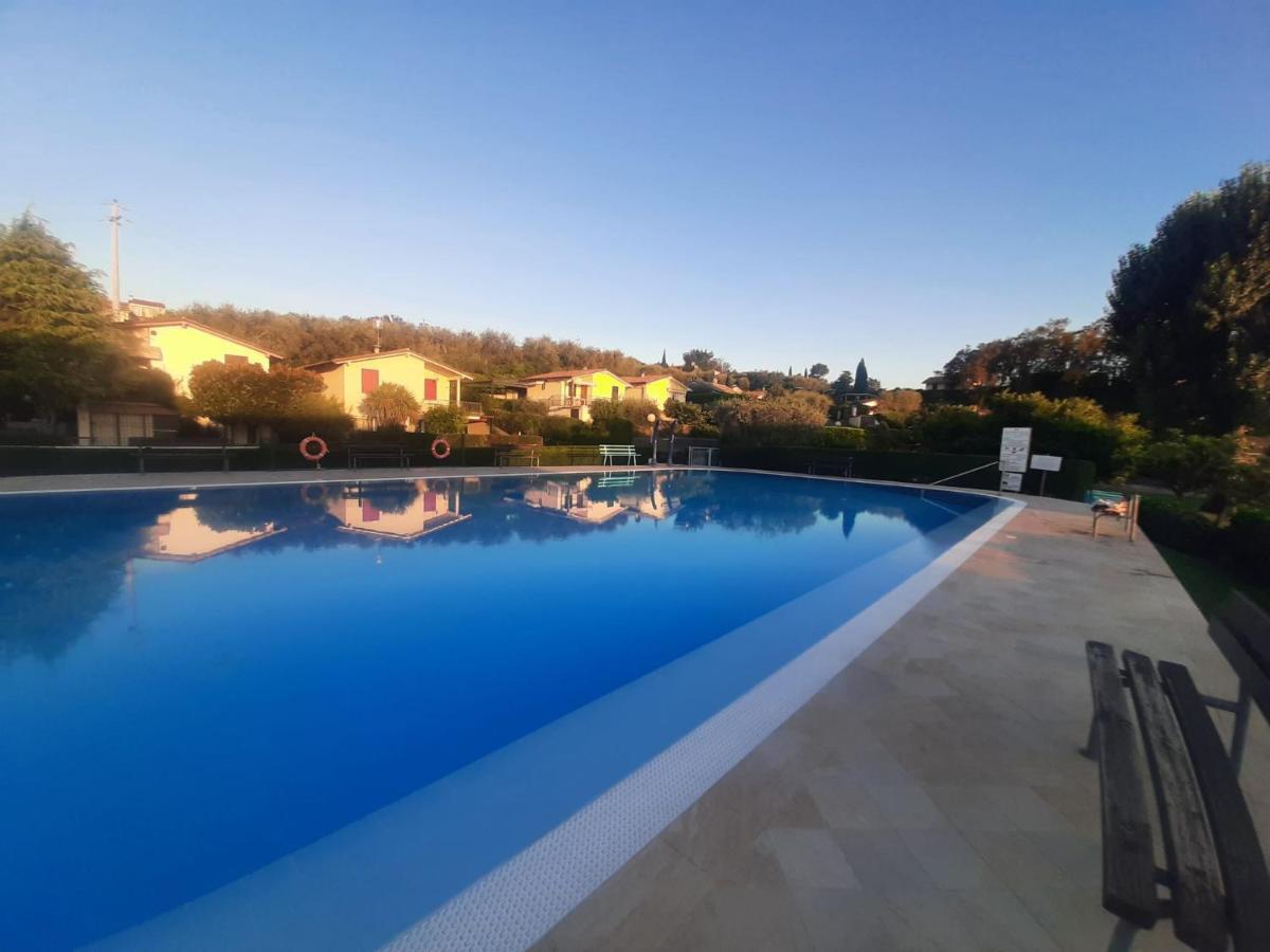 Residenza Palmira Bardolino Appartement Calmasino Buitenkant foto